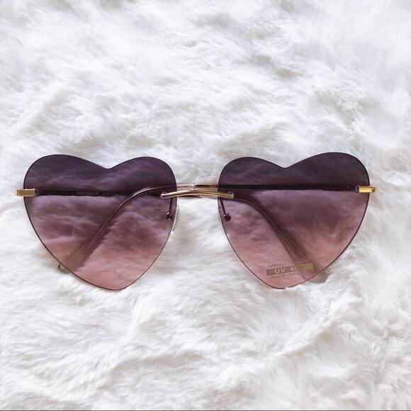 Miley Purple Gradient Heart Sunglasses - Picture 1 of 11